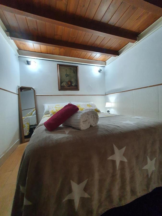 Airbhouse Private Rooms & Apartments เซบีญา ภายนอก รูปภาพ