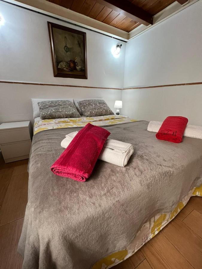 Airbhouse Private Rooms & Apartments เซบีญา ภายนอก รูปภาพ