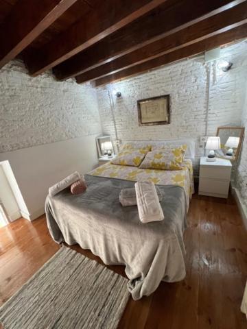 Airbhouse Private Rooms & Apartments เซบีญา ภายนอก รูปภาพ